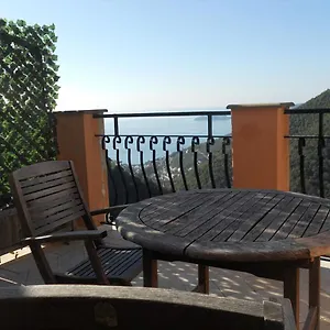 le-terrazze-sul-mare-zoagli.hotelitalianriviera.com/